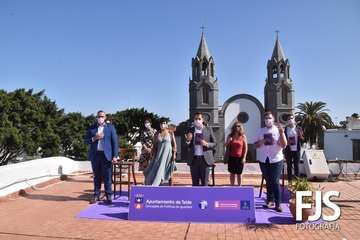 Telde lanza la campaña 'Una lucha a flor de piel' para combatir la violencia machista/Francisco Javier Santana.